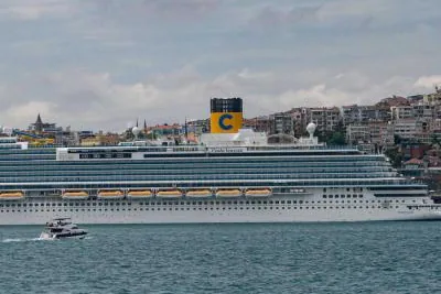 Cruise ship on the Bosphorus, İstanbul